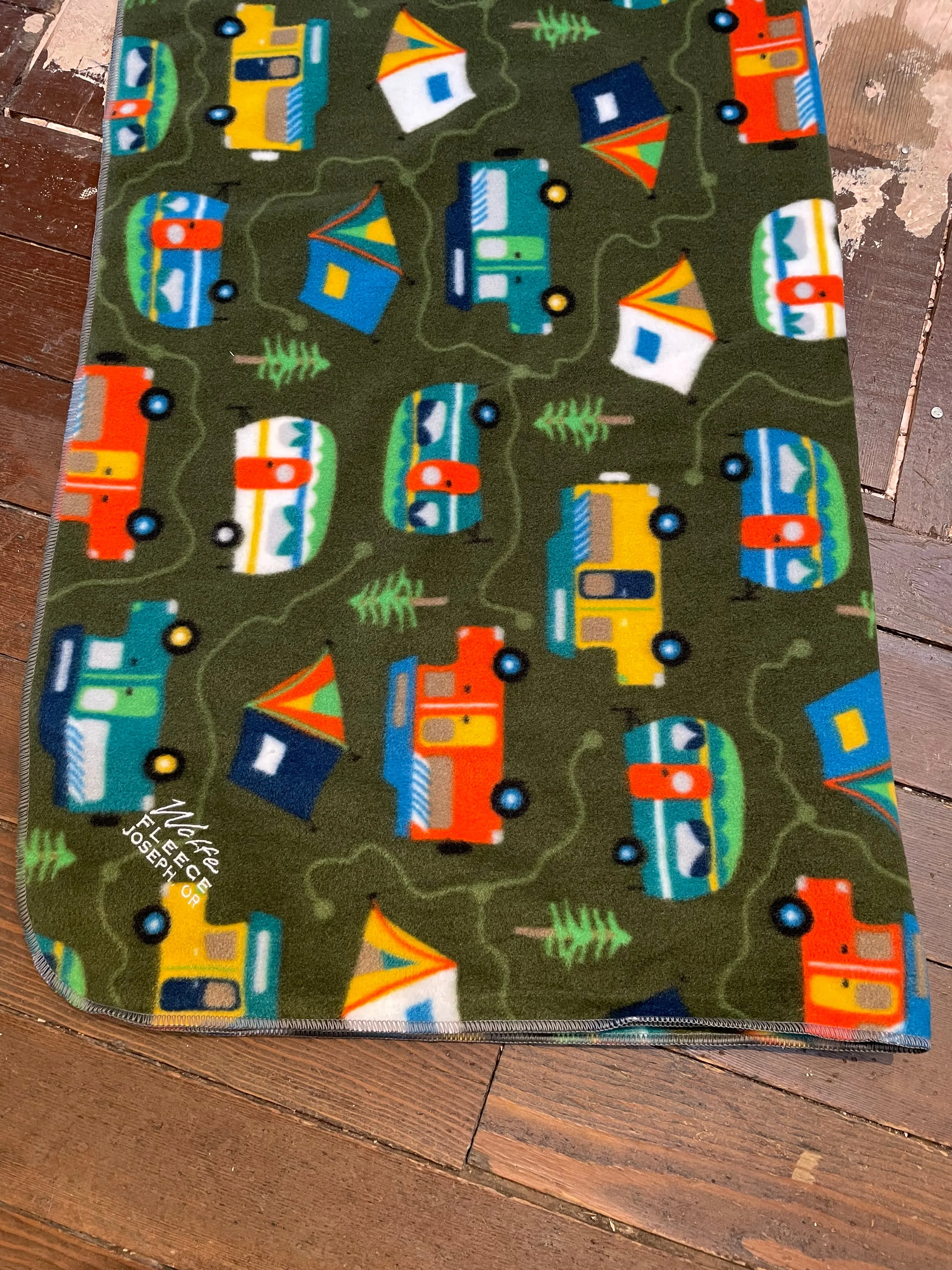 Wolfe Fleece Baby Crib Blanket